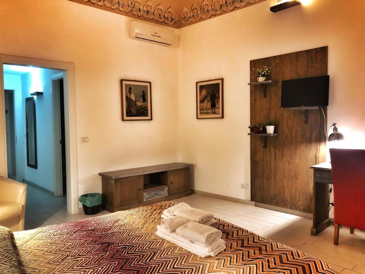Palazzo Salia Bed & Breakfast Lecce Luaran gambar